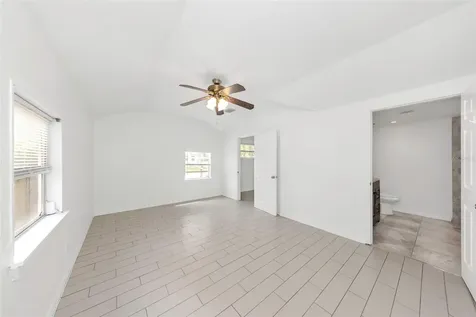 2545 32nd Avenue N St Petersburg FL 33713