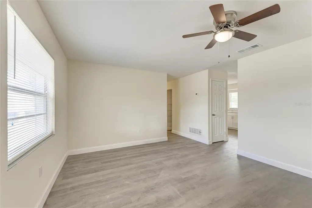 3012 Clay Circle Sarasota FL 34234