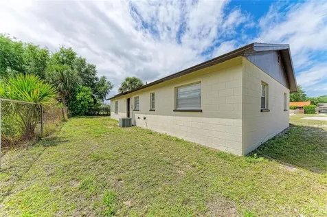 3012 Clay Circle Sarasota FL 34234