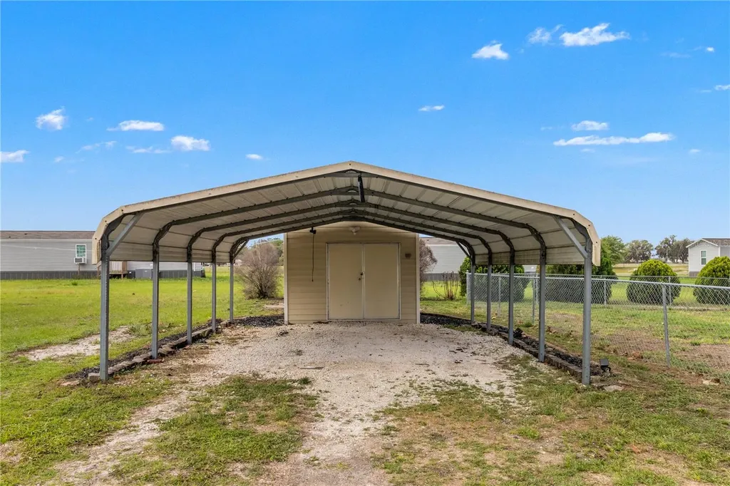 1371 NW 12th Lane Lake Panasoffkee FL 33538