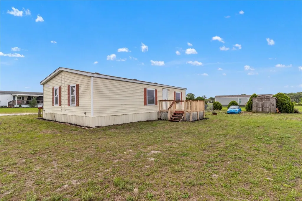 1371 NW 12th Lane Lake Panasoffkee FL 33538