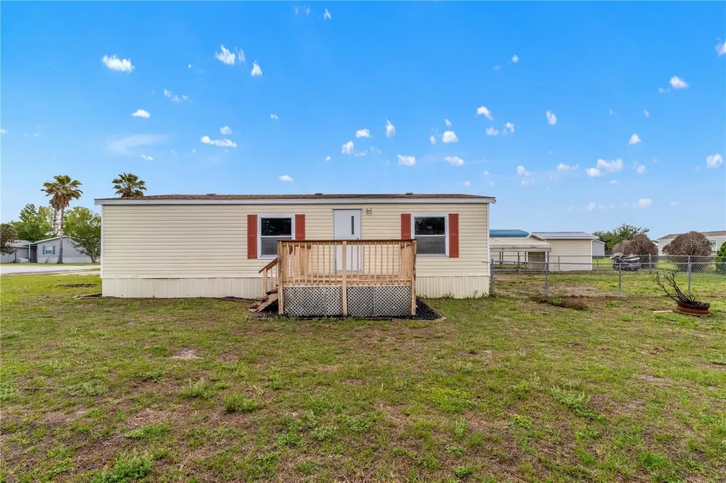 1371 NW 12th Lane Lake Panasoffkee FL 33538
