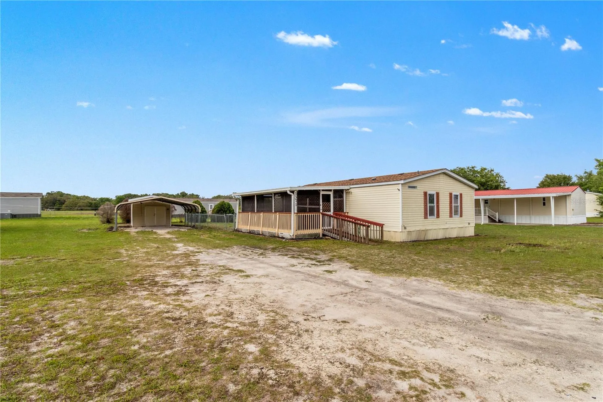 1371 NW 12th Lane Lake Panasoffkee FL 33538