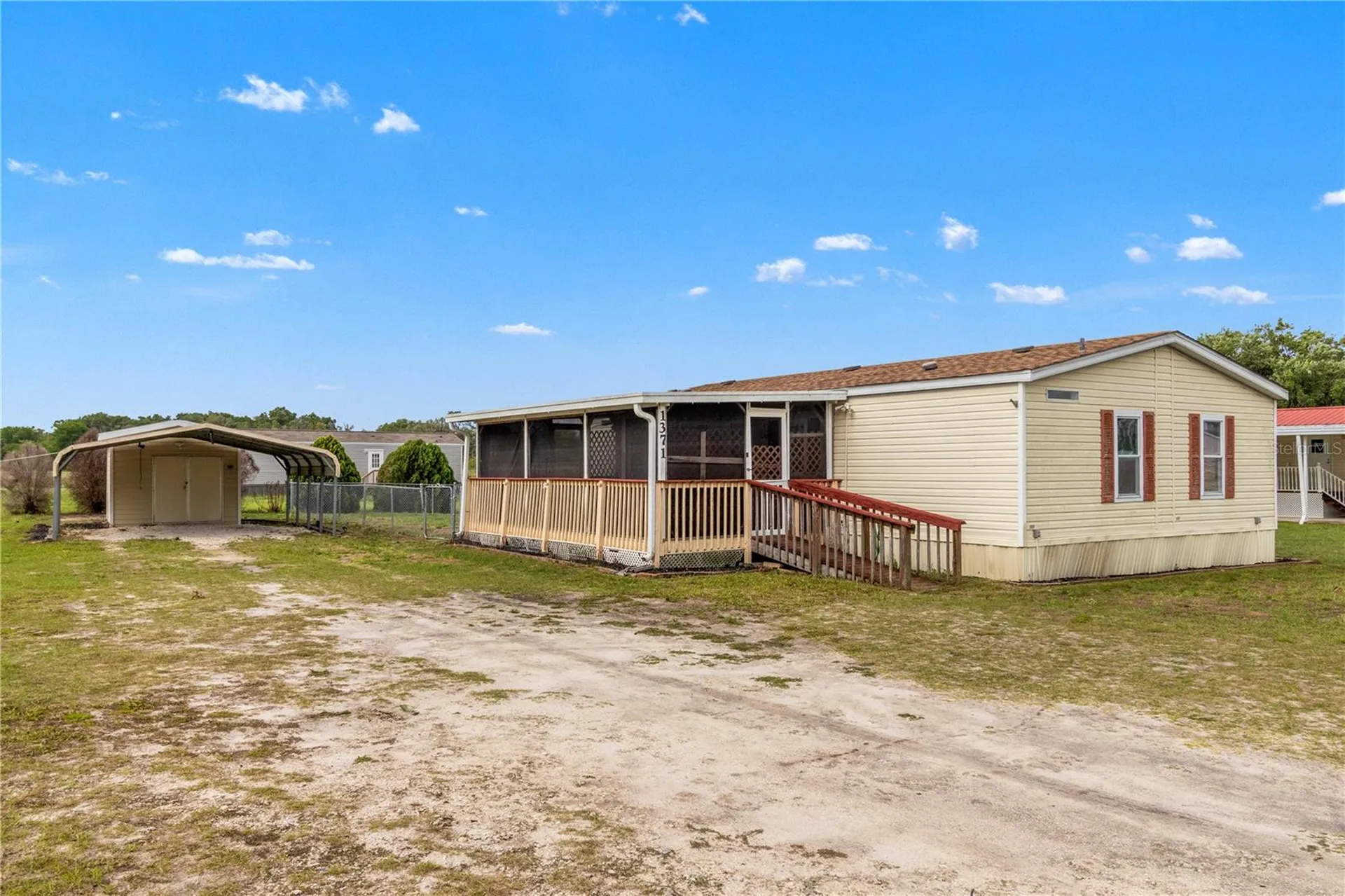 1371 NW 12th Lane Lake Panasoffkee FL 33538