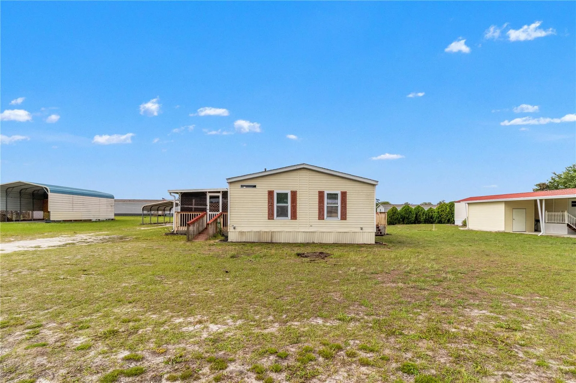 1371 NW 12th Lane Lake Panasoffkee FL 33538