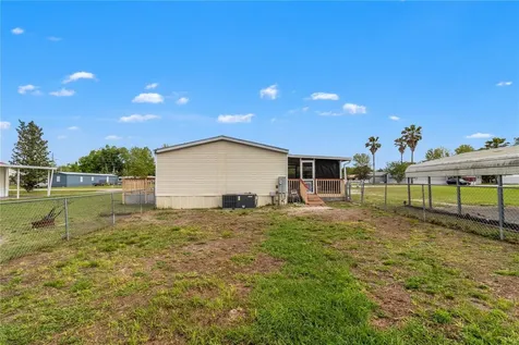 1371 NW 12th Lane Lake Panasoffkee FL 33538