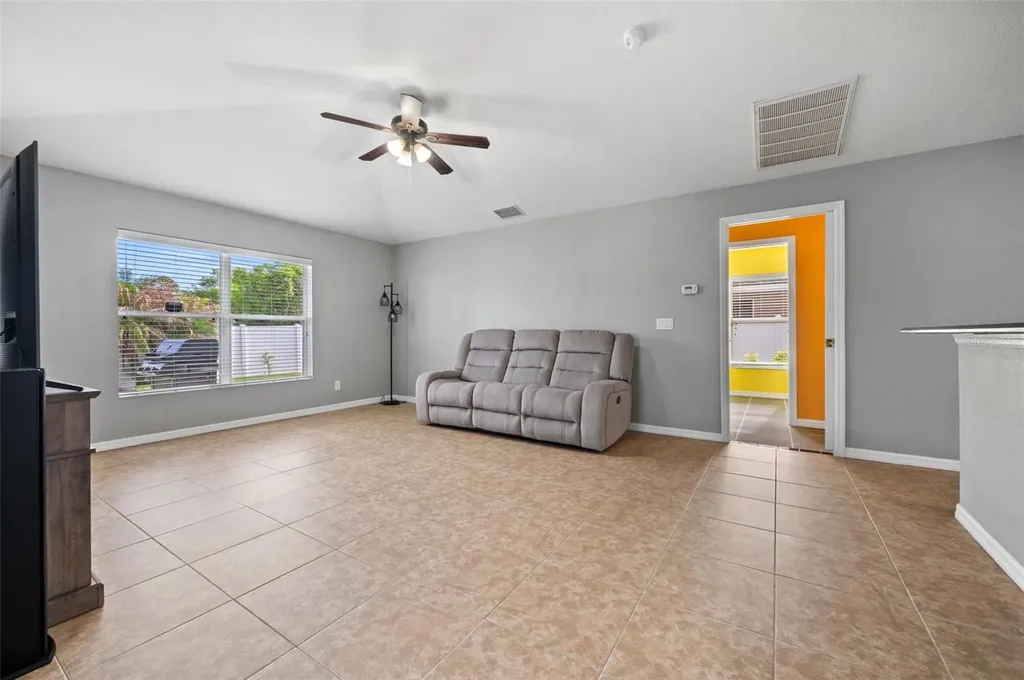 4268 Leesburg Avenue North Port FL 34288