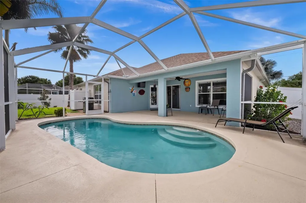 4268 Leesburg Avenue North Port FL 34288