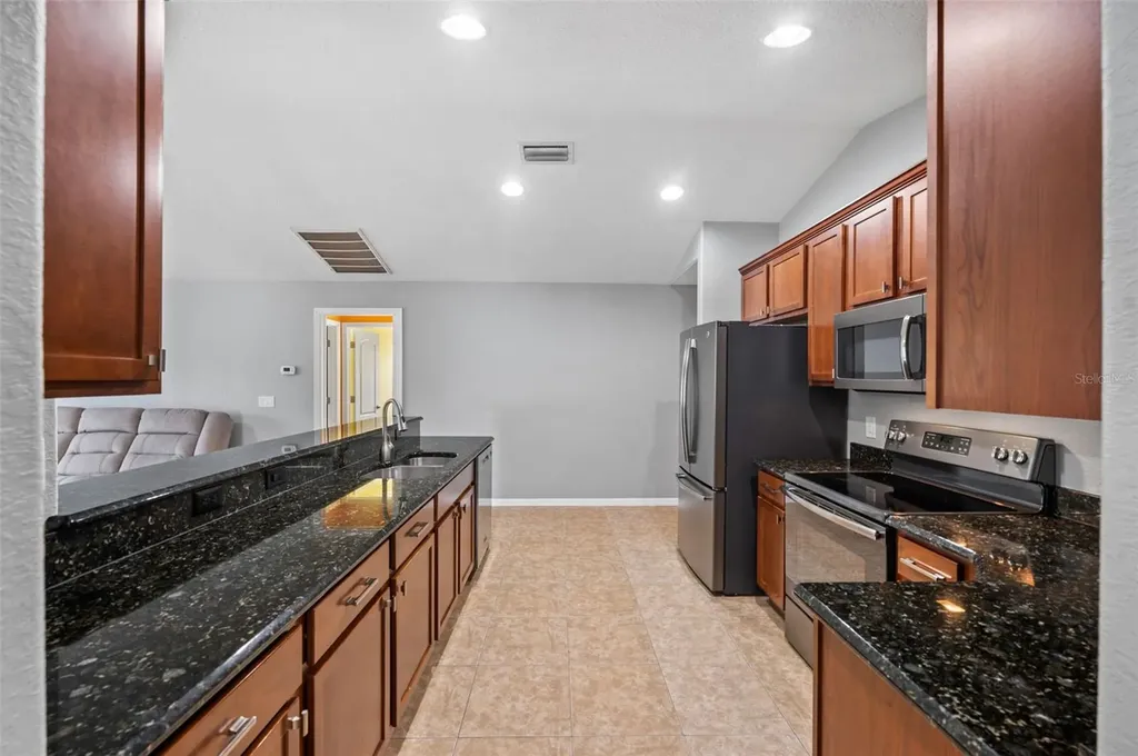 4268 Leesburg Avenue North Port FL 34288