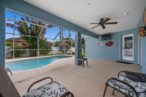 4268 Leesburg Avenue North Port FL 34288