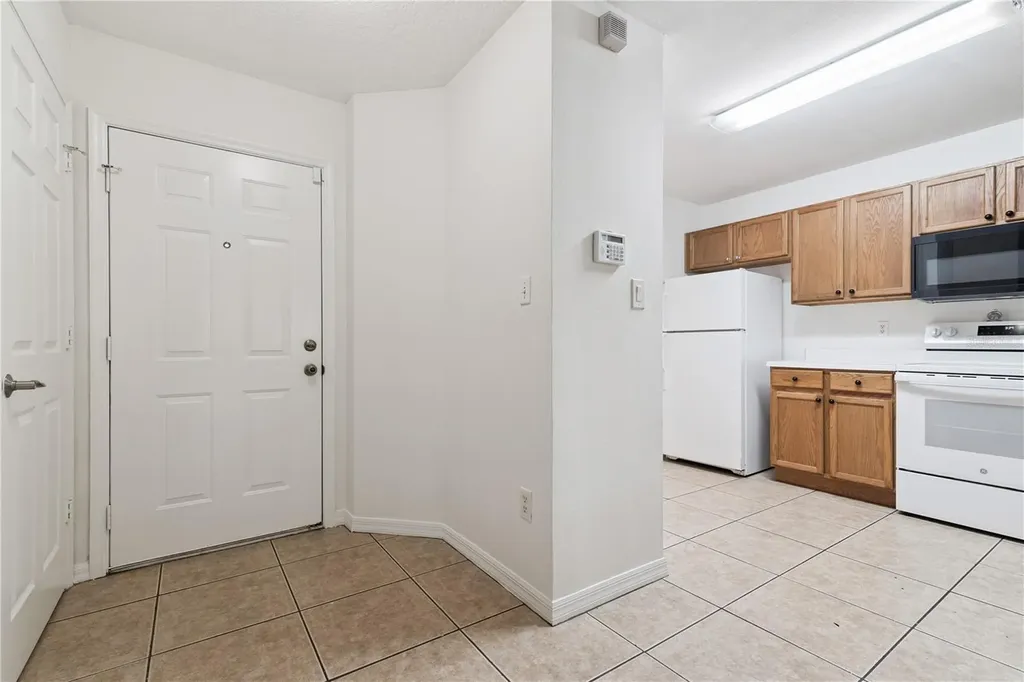 685 Scarlet Oak Circle Altamonte Springs FL 32701
