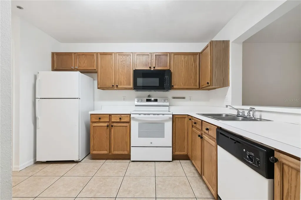 685 Scarlet Oak Circle Altamonte Springs FL 32701