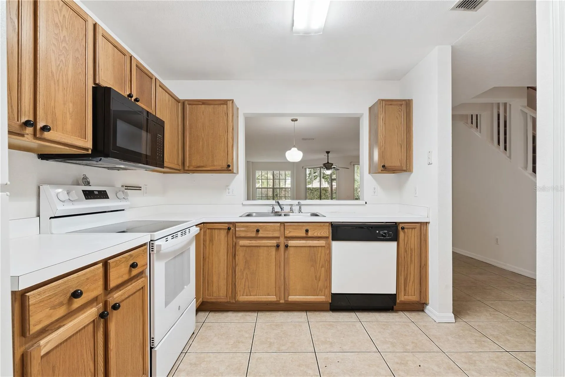 685 Scarlet Oak Circle Altamonte Springs FL 32701