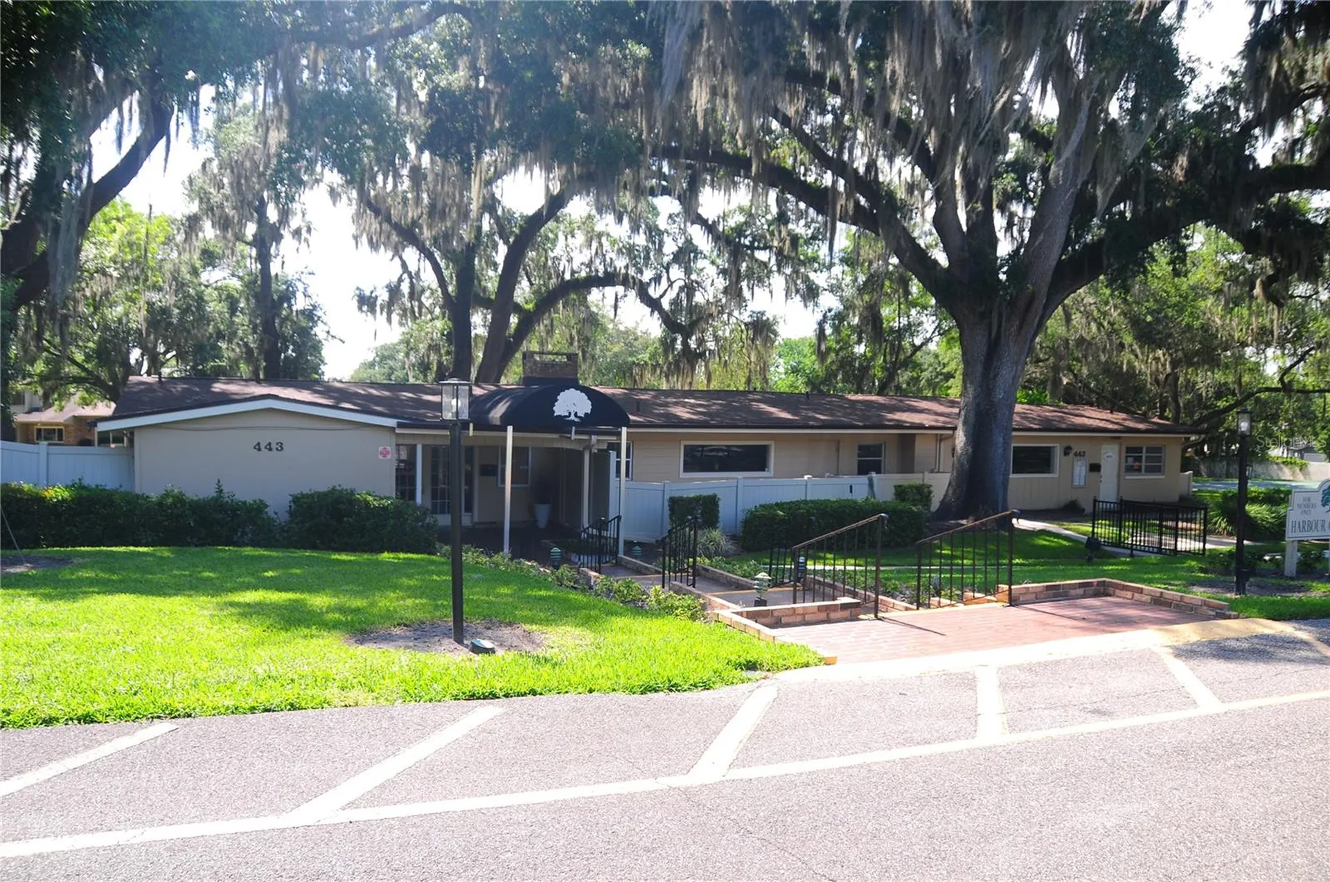 685 Scarlet Oak Circle Altamonte Springs FL 32701