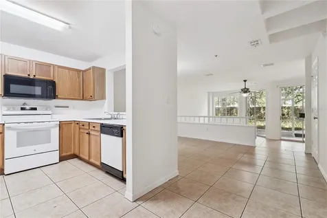 685 Scarlet Oak Circle Altamonte Springs FL 32701