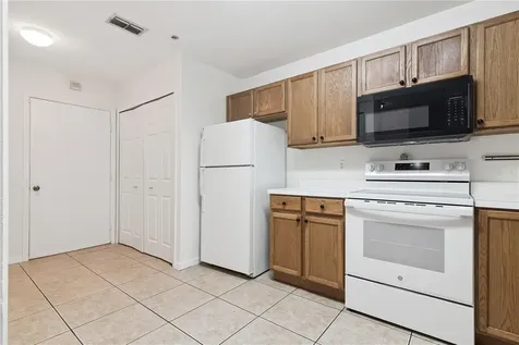 685 Scarlet Oak Circle Altamonte Springs FL 32701