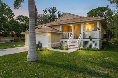 1312 Gulf Road Tarpon Springs FL 34689