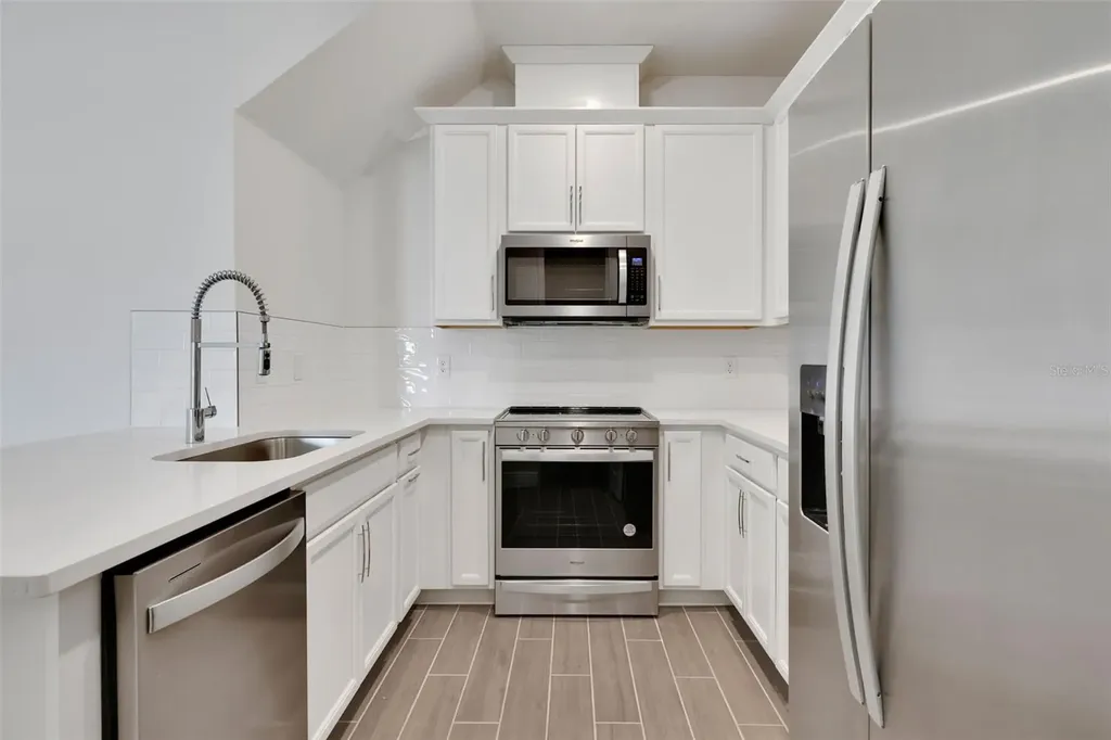 7566 Sea Oak Court Parrish FL 34219