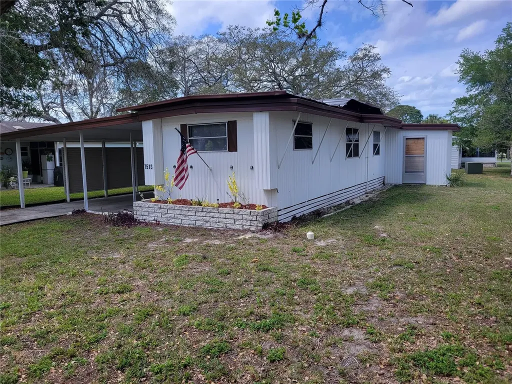 7513 Highpoint Boulevard Brooksville FL 34613