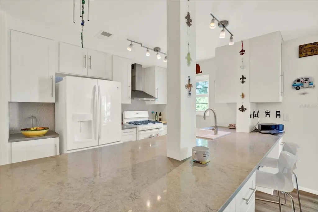 5980 Terrace Park Drive N St Petersburg FL 33709