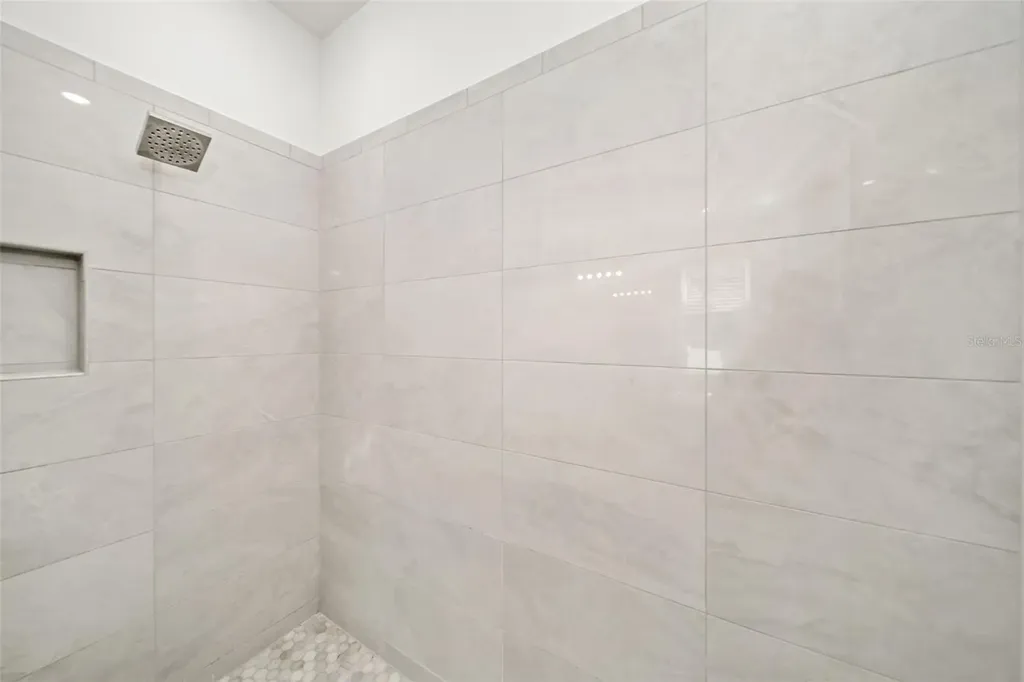 4520 Pond Brook Court Lakewood Ranch FL 34211