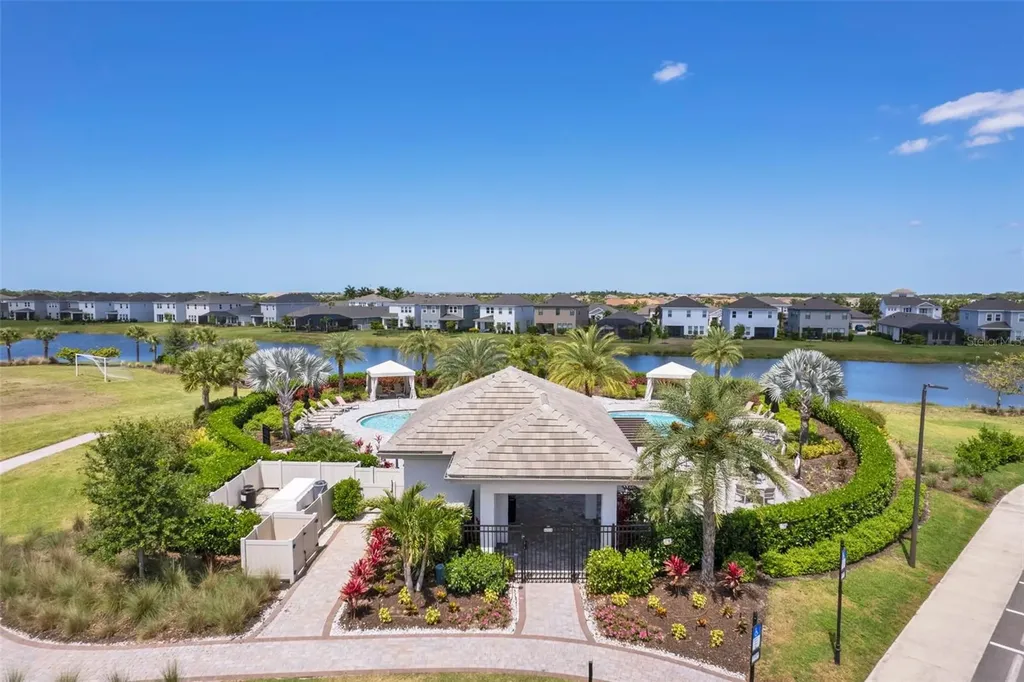 4520 Pond Brook Court Lakewood Ranch FL 34211