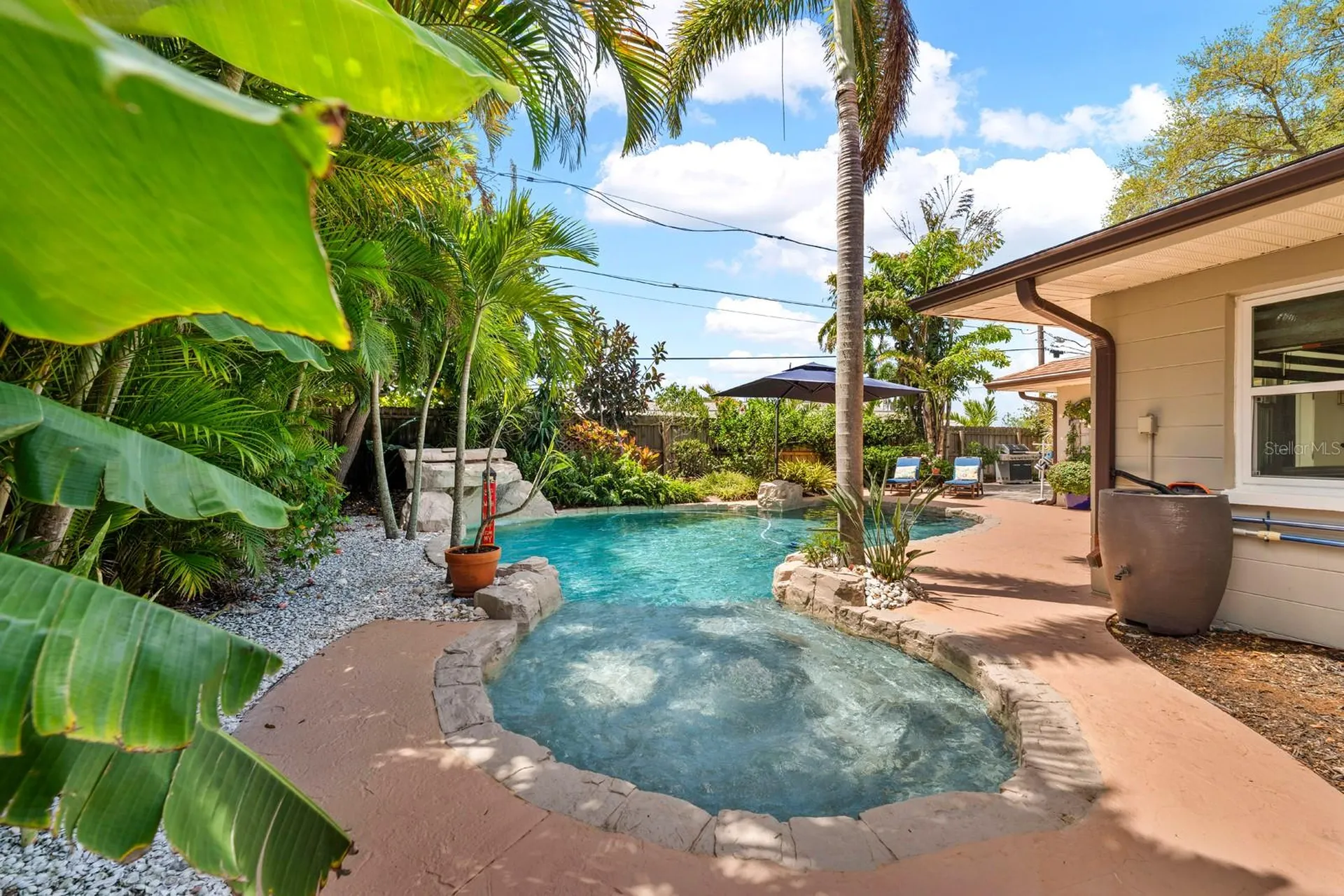 1100 36th Avenue NE St Petersburg FL 33704