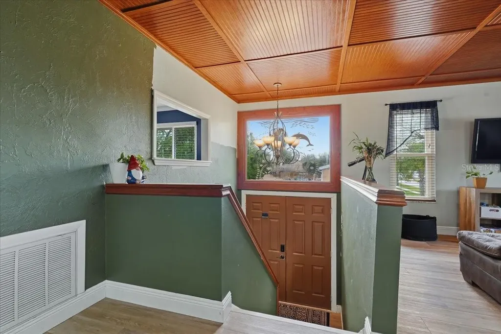 1314 Oleander Drive Tarpon Springs FL 34689