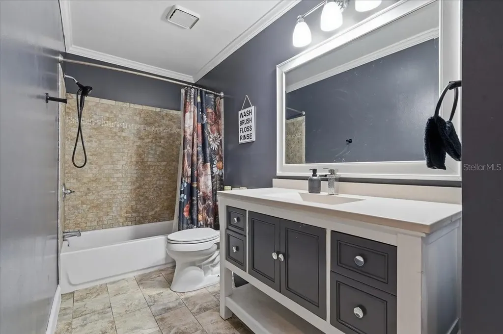 1314 Oleander Drive Tarpon Springs FL 34689