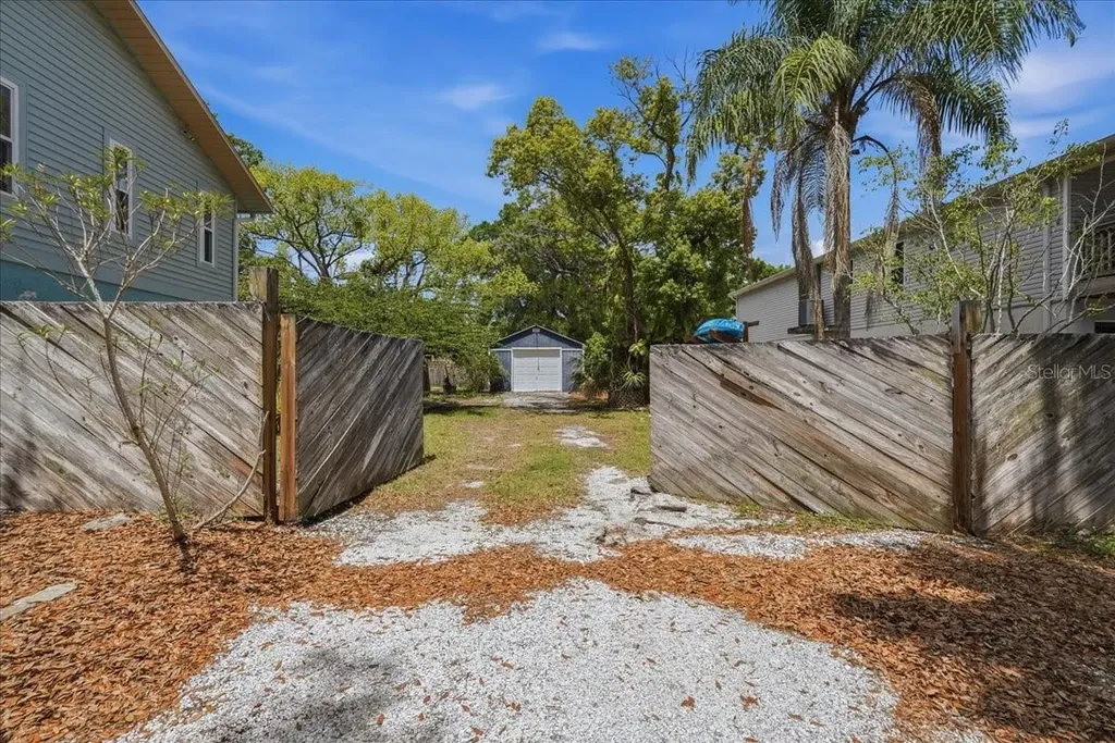 1314 Oleander Drive Tarpon Springs FL 34689