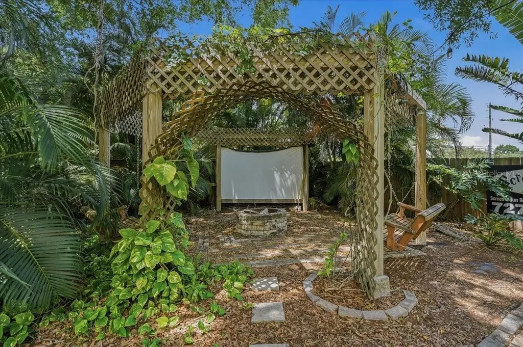 1314 Oleander Drive Tarpon Springs FL 34689