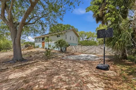 1314 Oleander Drive Tarpon Springs FL 34689