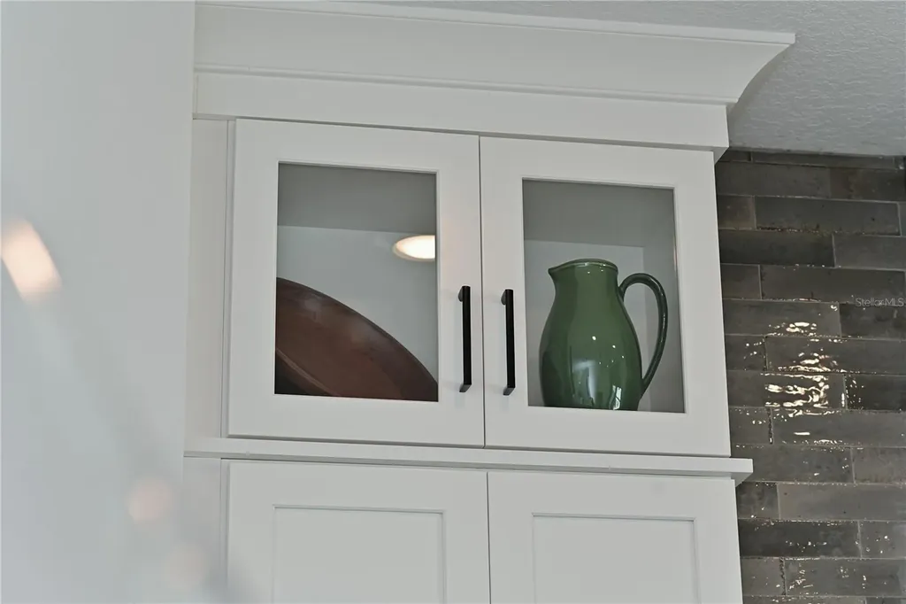 2451 Mangum Court Sarasota FL 34237