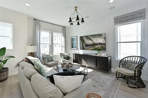 2451 Mangum Court Sarasota FL 34237