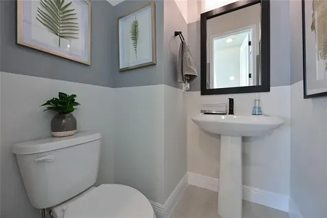 2451 Mangum Court Sarasota FL 34237