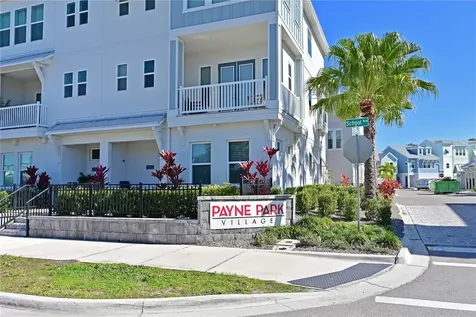 2451 Mangum Court Sarasota FL 34237
