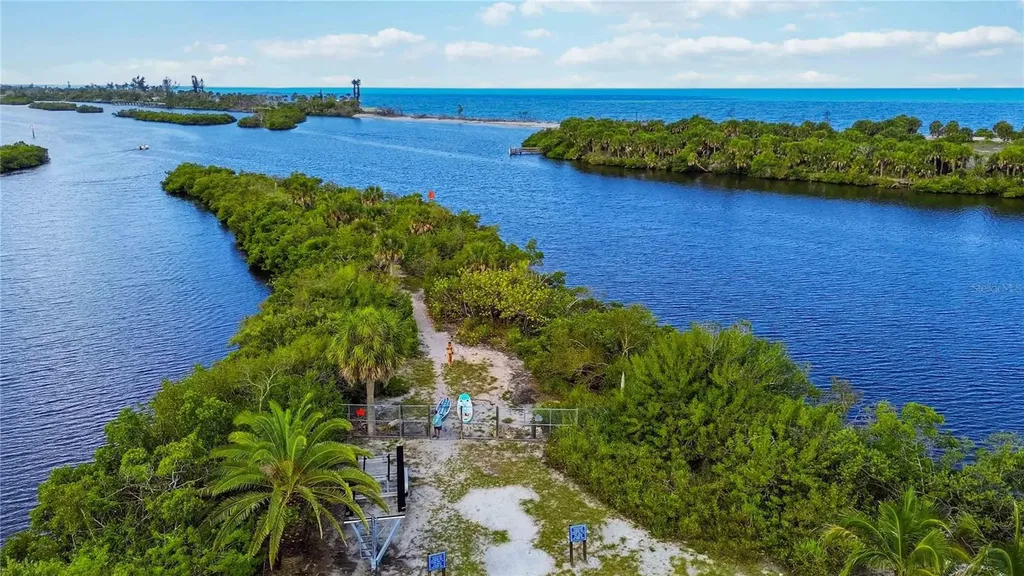 251 Plantation Road Venice FL 34293