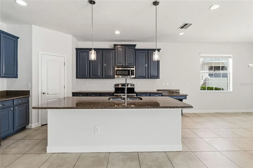 3209 Bayflower Avenue St Cloud FL 34773