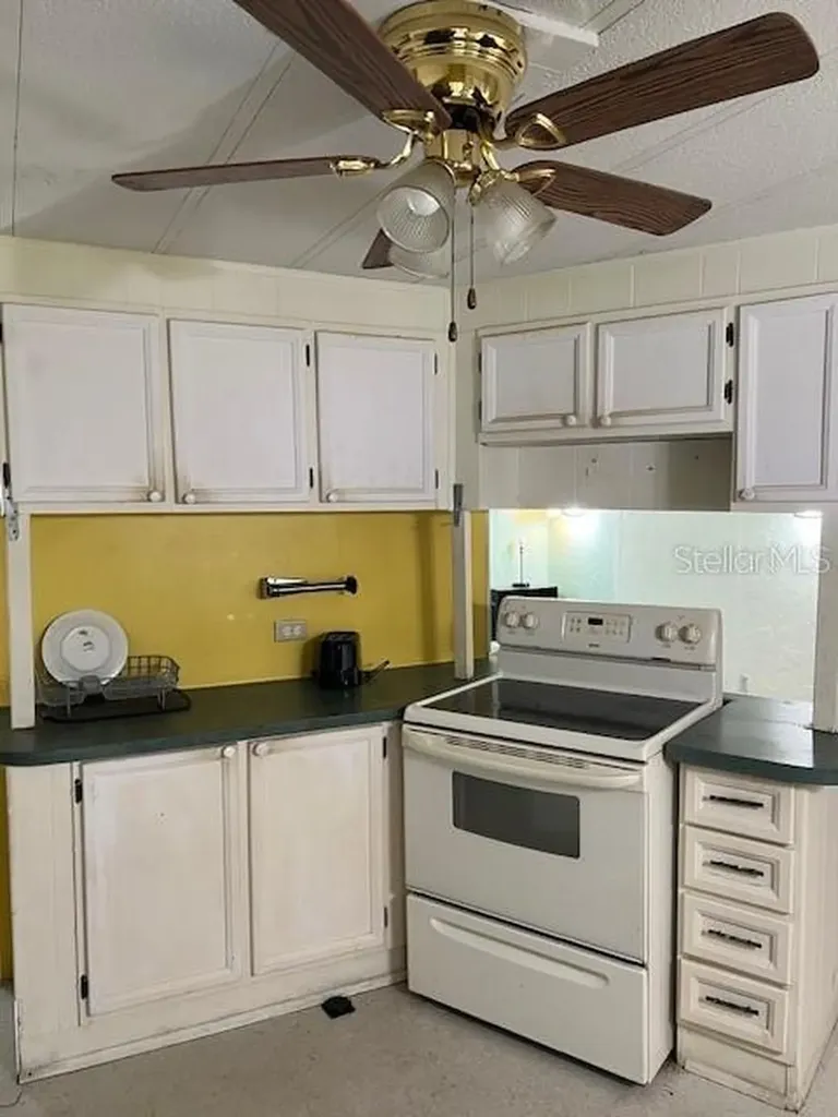 9635 SE 162nd Street Summerfield FL 34491