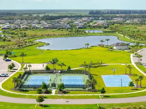 8765 Daybreak Street Sarasota FL 34241