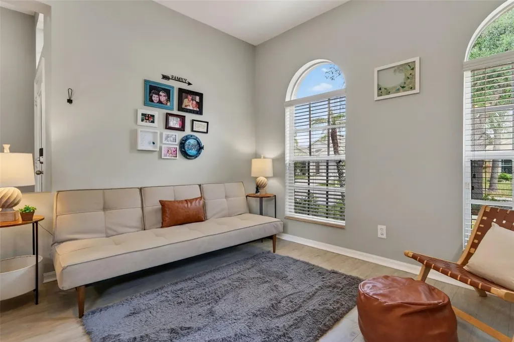 408 Delwood Breck Street Ruskin FL 33570