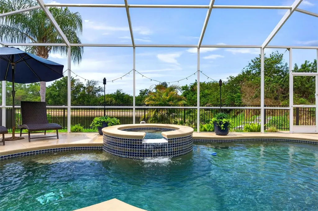 408 Delwood Breck Street Ruskin FL 33570