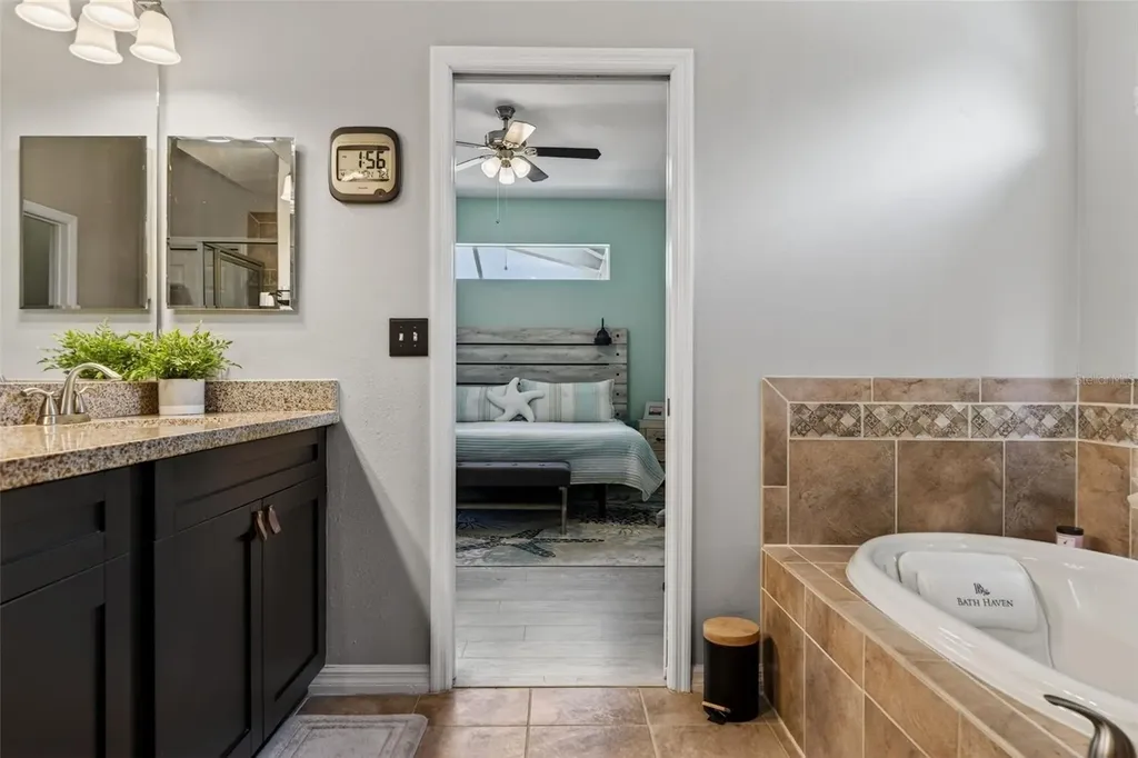 408 Delwood Breck Street Ruskin FL 33570