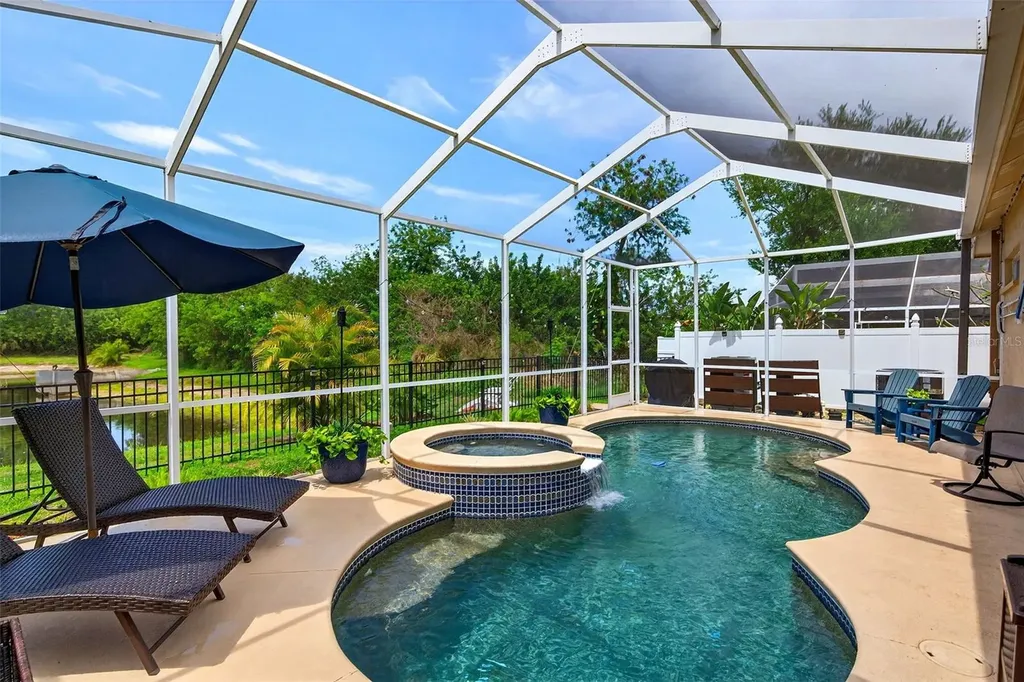 408 Delwood Breck Street Ruskin FL 33570