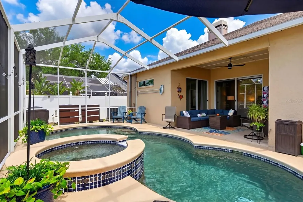 408 Delwood Breck Street Ruskin FL 33570