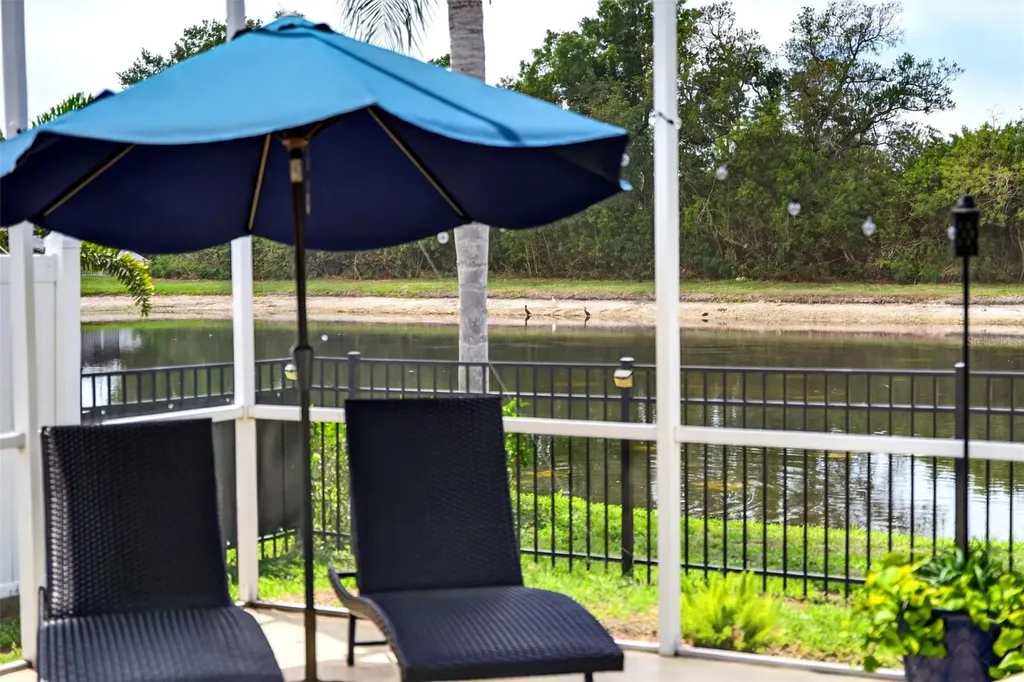 408 Delwood Breck Street Ruskin FL 33570