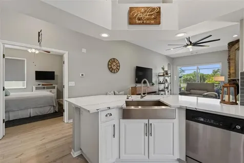408 Delwood Breck Street Ruskin FL 33570