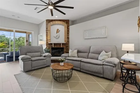408 Delwood Breck Street Ruskin FL 33570