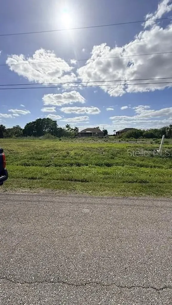 1916 NE 23rd Place Cape Coral FL 33909