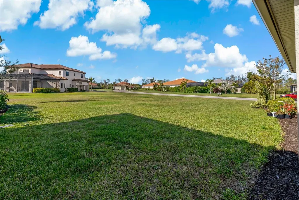 4604 Tobermory Way Bradenton FL 34211